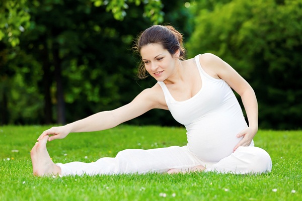 tập yoga trong thời gian thai kỳ